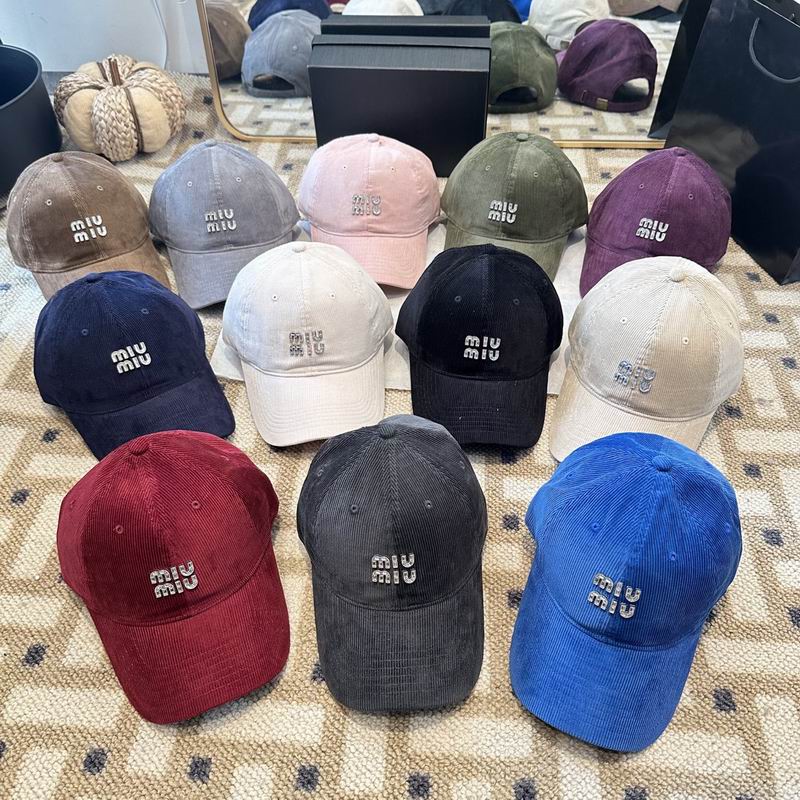 Miumiu cap dx19